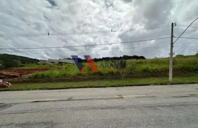 Lote com boa topografia no condomínio valle da serra.