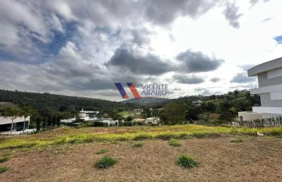 Lote de 1.380,13m² à venda no condomínio valle da serra.