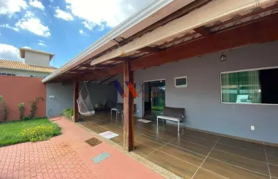 Casa com área gourmet e ótima localização bairro horto – betim/mg