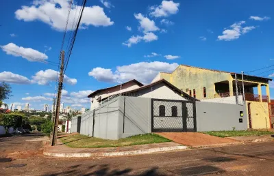 Casa com 2 quartos à venda na Rua Moreira Cabral, Vila Planalto, Campo Grande