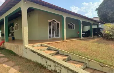 Vendo casa vicente pires, ao lado do taguaparque, excelente localização !!! 1.300.000 !!!