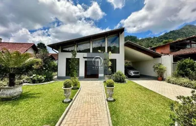 Casa com 5 quartos à venda no Carlos Guinle, Teresópolis 
