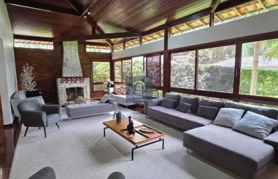 Casa alto padrão em parque do imbui, teresópolis/rj