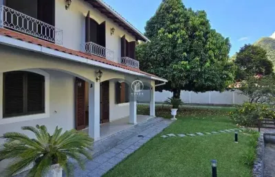 Casa em condomínio em carlos guinle, teresópolis/rj