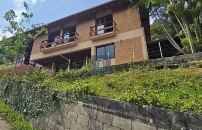Casa com 3 quartos à venda no Albuquerque, Teresópolis 