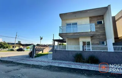 Sobrado com 3 dormitórios à venda, 93 m² por r$ 640.000,00 - cambiju - itapoá/sc