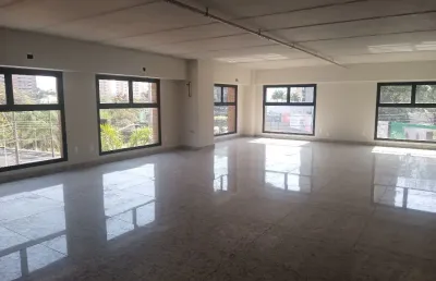 Imóvel comercial para alugar de 189 m² na avenida josé munia