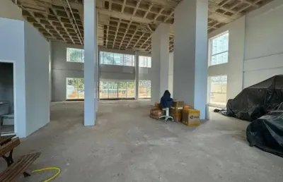 Imóvel comercial de 240 m² com pé direito duplo para alugar no plaza capital rio preto