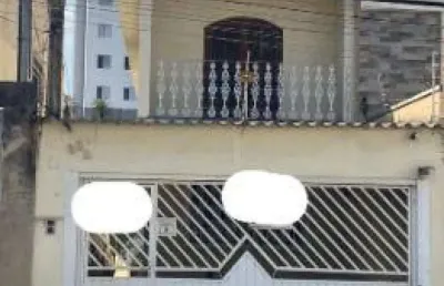 Casa à venda na Rua Cambará, 60-A, Vila Bertioga, São Paulo