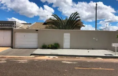 Casa com 3 quartos à venda na Rua 2, Lote N 04 , Jardim Esmeralda, Caldas Novas