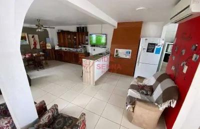 Ótim0 local  - 185m² área construída - terreno 300² -  lavabo - 2 vagas!!!