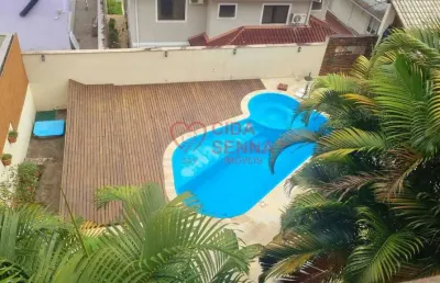 2 pavimentos - 289 m² - averbada - 2 suites - closet - piscina - 4 carros