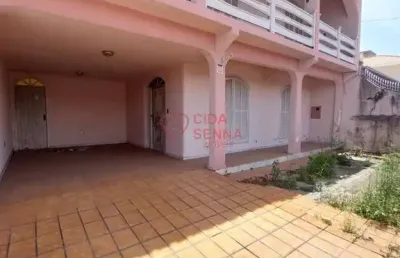 Desocupada 4 dorms (2 suítes) 2 salas vaga p/2 carros