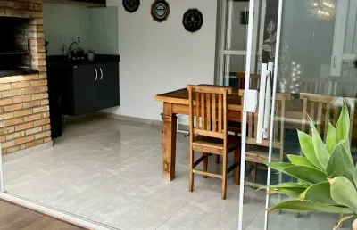 Casa de alto padrão para locação – villagio milano, sorocaba| 1 suíte com hidromassagem e closet | piscina
