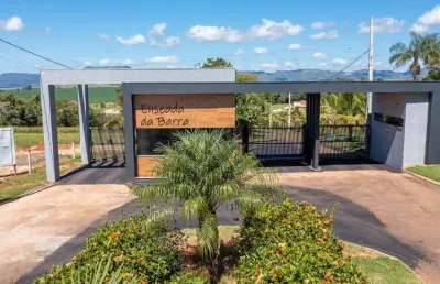 Á pensou em ter seu lote no condomínio com infraestrutura completa às margens da represa de furnas, próximo ao futuro parque tuna ?