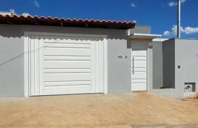 Sua nova casa espera por você! conforto, espaço e localização perfeita.