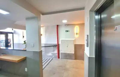 Vendo apartamento na 712 asa norte co 1 quarto, vista livre, armários, elevador, barato, oportunidade!