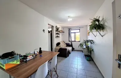 Vendo apartamento na 712 asa norte  1 quarto, vista livre, armários, elevador, barato, oportunidade!