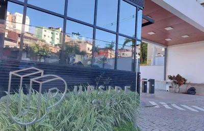 Apartamento com suíte e  sacada no condomínio clube upside
