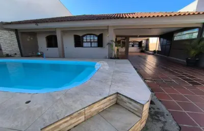 Casa com 5 quartos à venda na rua maria de lourdes kossatz, 112, praia de leste, pontal do paraná, 193 m2 por r$ 690.000