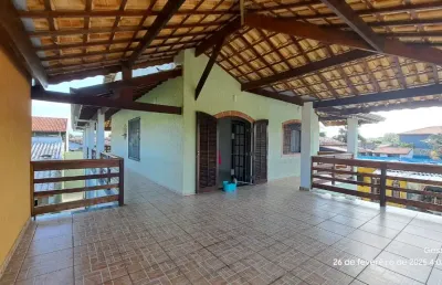 Casa com 2 quartos para alugar na Av. Luciano de Bona, Jardim Mar E Sol, Peruíbe