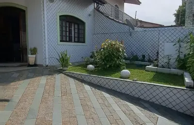 Locação de casa a 300 metros da praia – jardim casa blanca, peruíbe