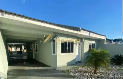 Ótima casa!!! 03 qtos., suíte, área gourmet, edícula, lazer
