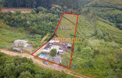 Bela chácara!!! 3.500m² de área total, piscina, poço artesiano