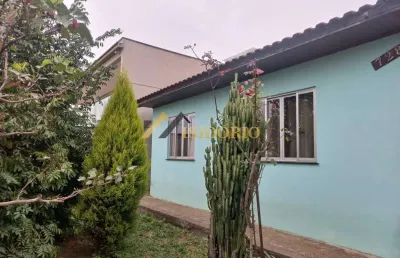 Casa no guaraituba!  360m2 área total, 3 quartos, vaga de gar.