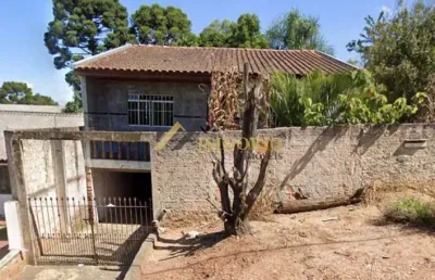 Casa com amplo terreno!!! 420m² área total, próx. havan colombo