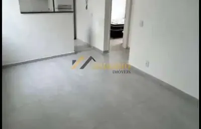 Apartamento em campo largo! 02 quartos, vaga de garagem