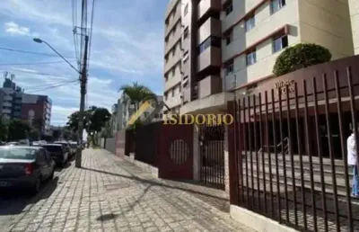 Apartamento no bairro água verde! 03 quartos, suíte, sacada