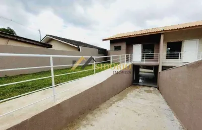 Belo sobrado! 3 qtos.,suíte, amplo terreno c/ 240m², ensolarado