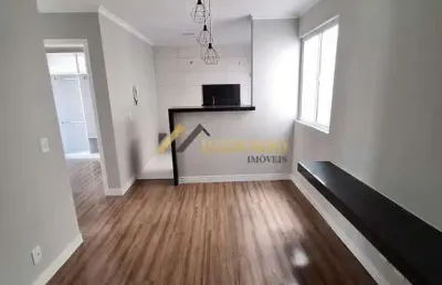 Apartamento em campo largo! 02 quartos, vaga de garagem