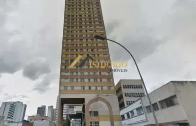 Apartamento no centro! 02 quartos, andar alto, ensolarado