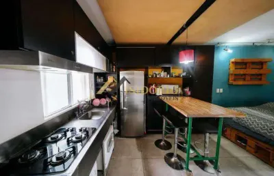 Studio no centro de curitiba! cozinha planejada, investidor