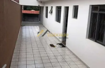 Casa no boa vista! 04 quartos, suíte, churrasqueira, 04 gar
