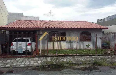 Casa frente p/ rua, ótima localização, próx. term. centenarário