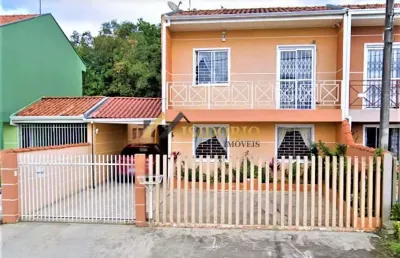 Lindo sobrado, 03 qtos, sacada, churrasq., garagem p/ 05 carros