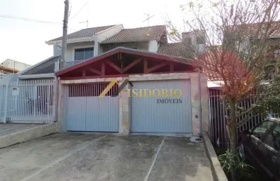 Belíssimo sobrado, 03 qts, suíte, sacada, chursq, gar 03 carros