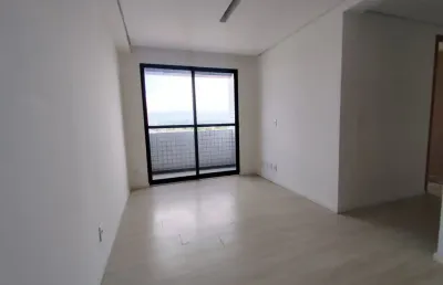 No cordeiro, 2 qts, 1 vaga, lazer e pronto para morar