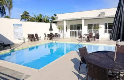Apartamento para venda em balneário piçarras, itacolomi, 2 dormitórios, 1 banheiro, 1 vaga