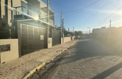 Casa para venda em balneário piçarras, itacolomi, 3 dormitórios, 2 suítes, 3 banheiros, 1 vaga