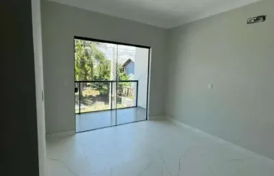 Sobrado para venda em balneário piçarras, itacolomi, 3 dormitórios, 1 suíte, 3 banheiros, 2 vagas