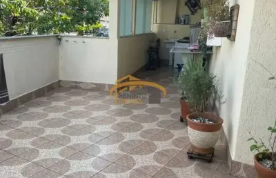 Sobrado p/ locação, vl campesina-osasco p/ residência ou comércio 2 dormitórios, sacada, garagem, quintal e ótima localização próxima à prefeitura