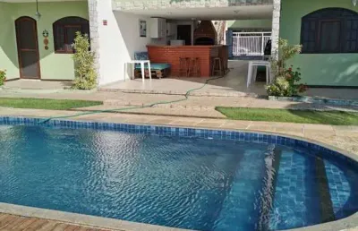 Casa com 2 suítes - conforto à beira do canal em peró