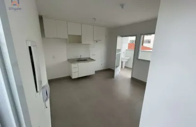 Cobertura com 2 quartos para alugar na Rua Purus, 307, Vila Mazzei, São Paulo