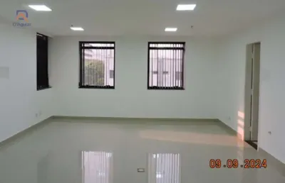 Sala  em santana, na rua ezequiel freire - a apenas  400 metros do metro