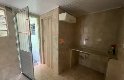Casa com 1 quarto para alugar na Rua Padre Leão Peruche, 393, Vila Mazzei, São Paulo