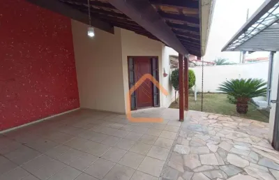Casa com 3 dormitórios à venda, 220 m² por r$ 890.000,00 - são carlos - pouso alegre/mg